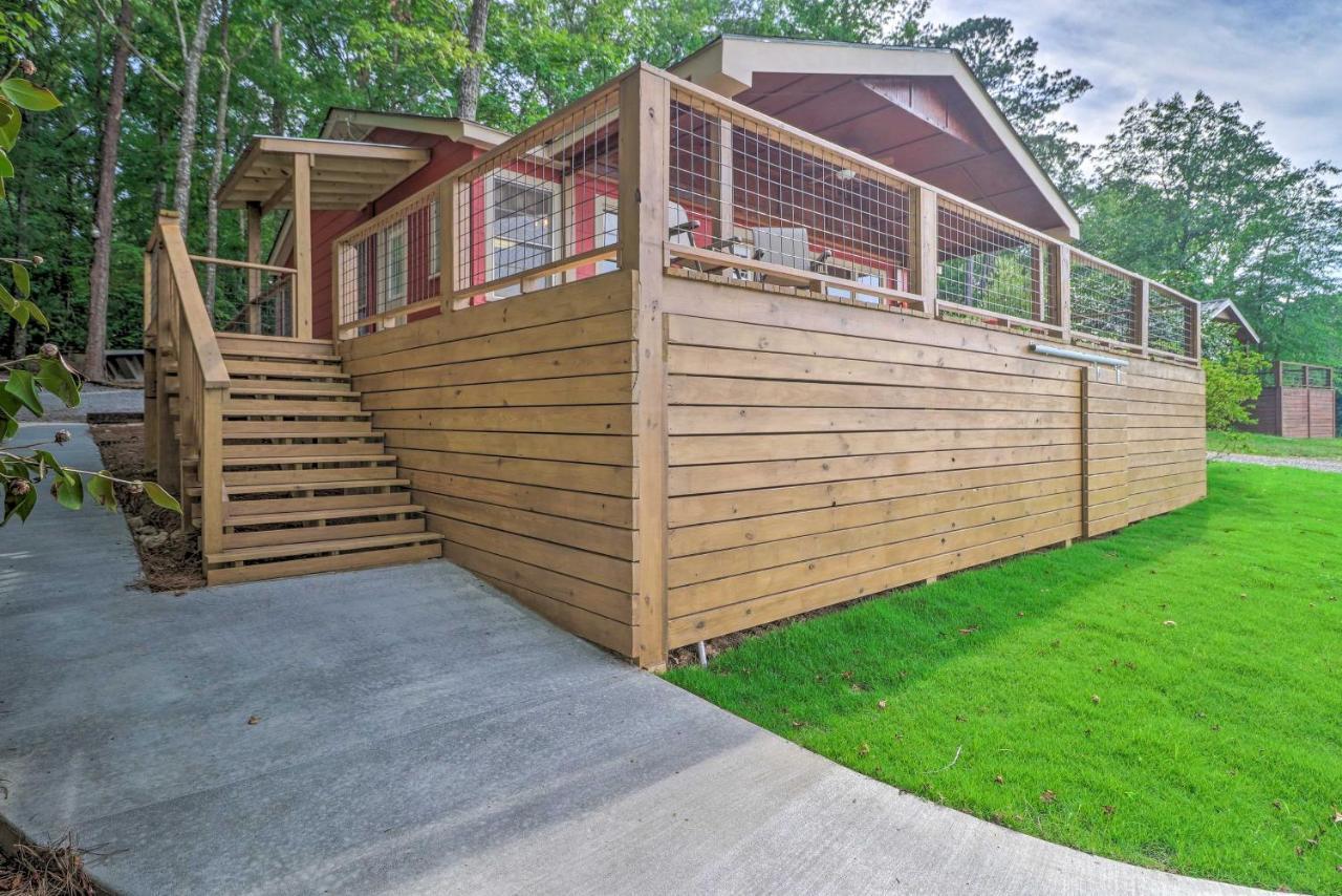 Waterfront Lake Martin Home With Grill And Beach! Eclectic Bagian luar foto