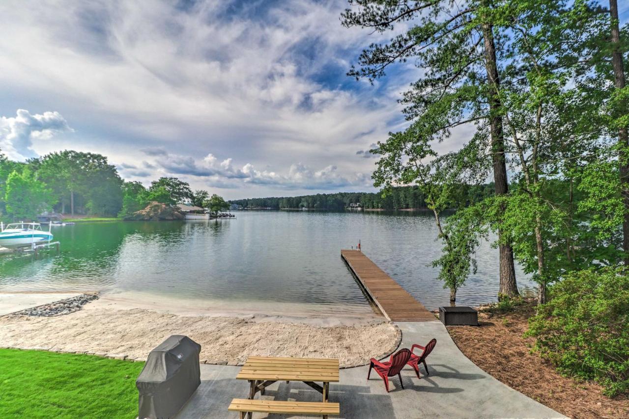 Waterfront Lake Martin Home With Grill And Beach! Eclectic Bagian luar foto